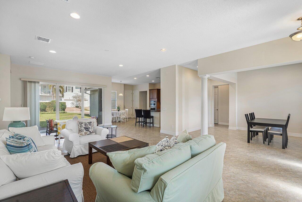  Residence photo 14