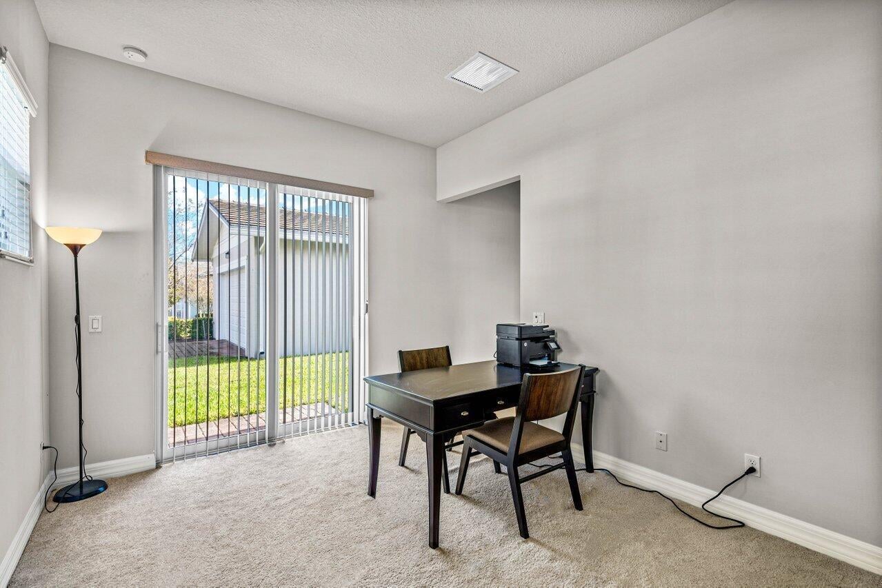  Residence photo 24