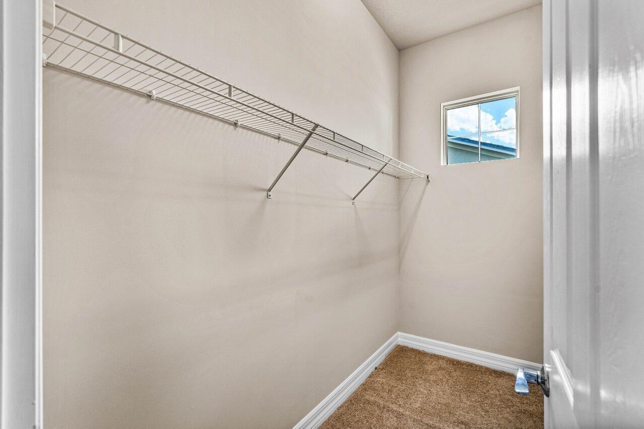  Residence photo 26