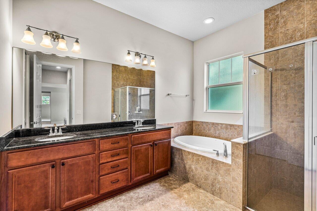  Residence photo 29