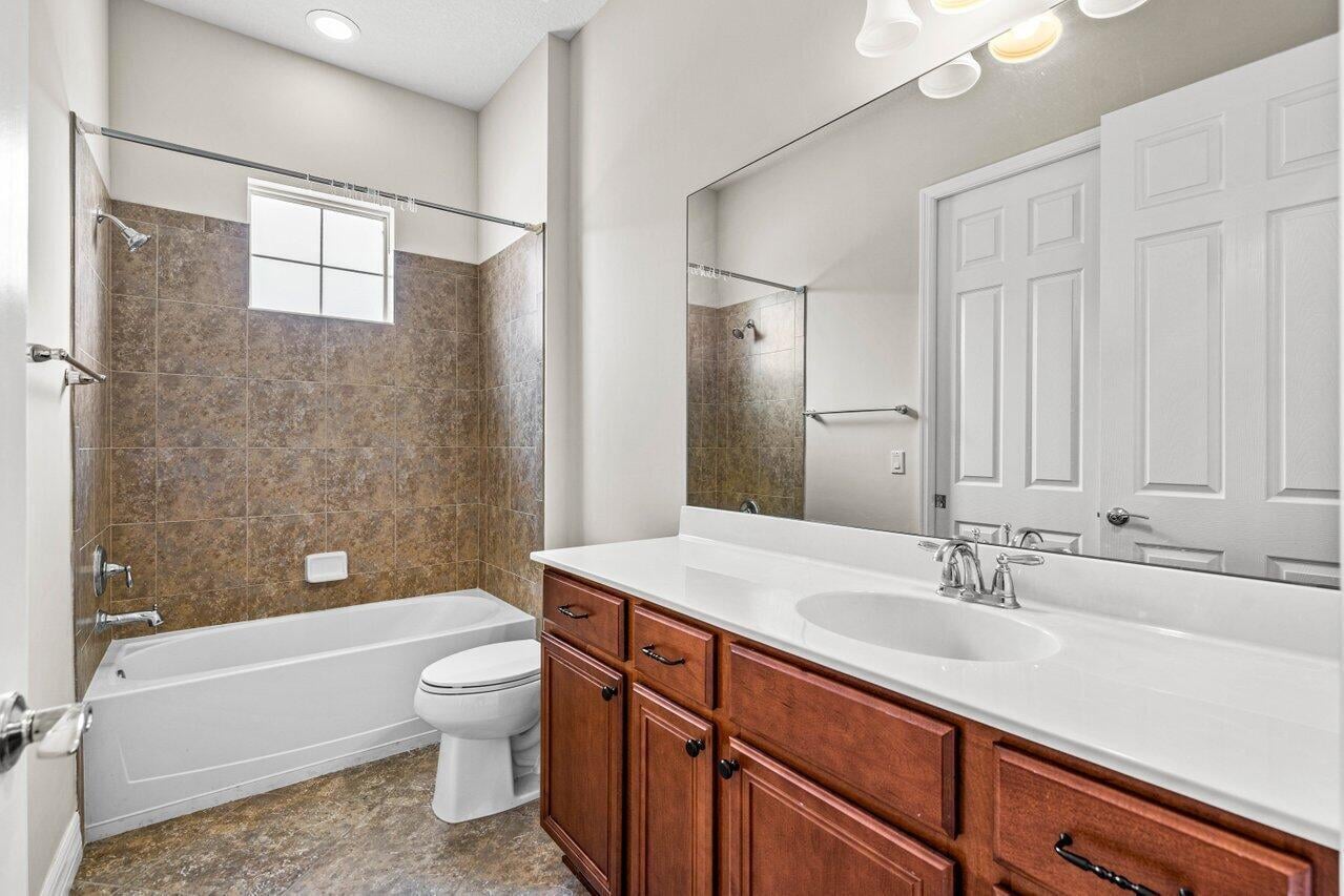  Residence photo 35