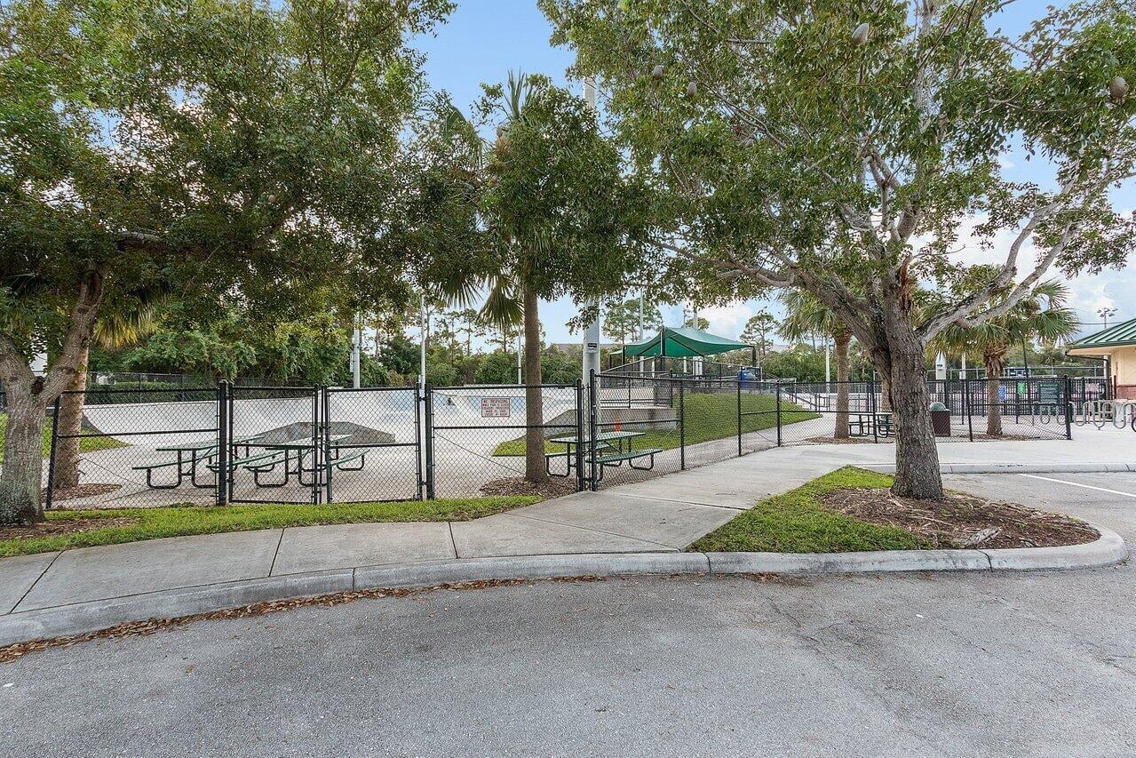  Residence photo 68