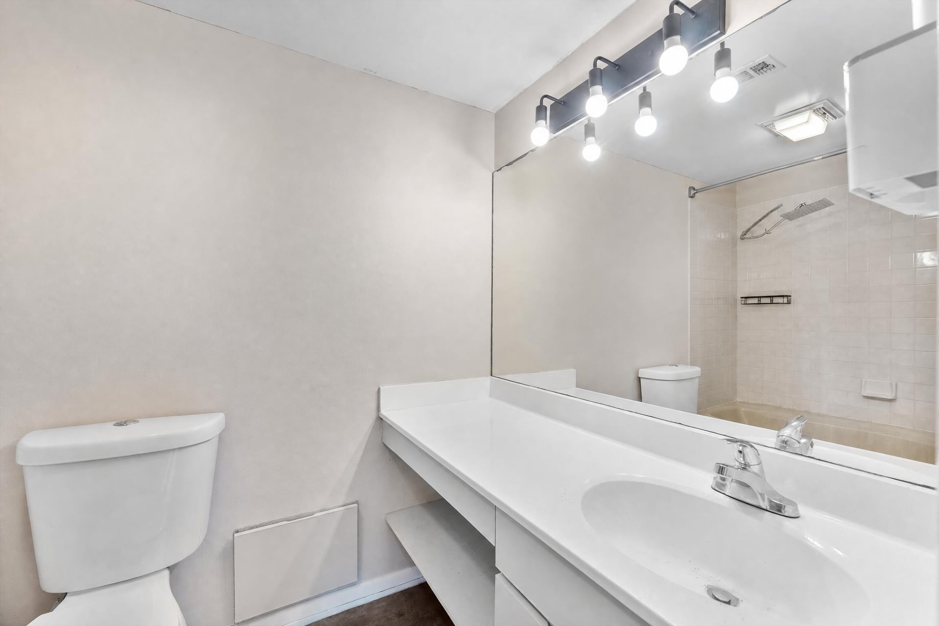 Residence photo 15