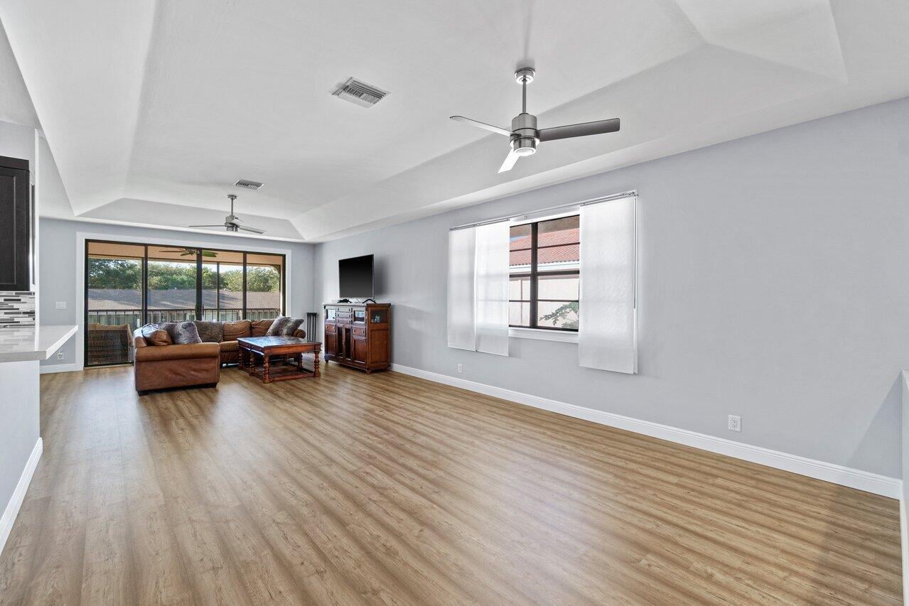 Residence photo 11