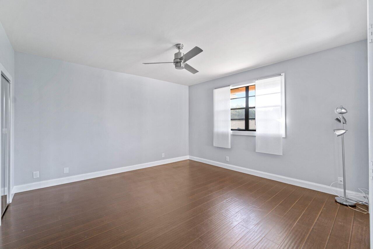  Residence photo 14