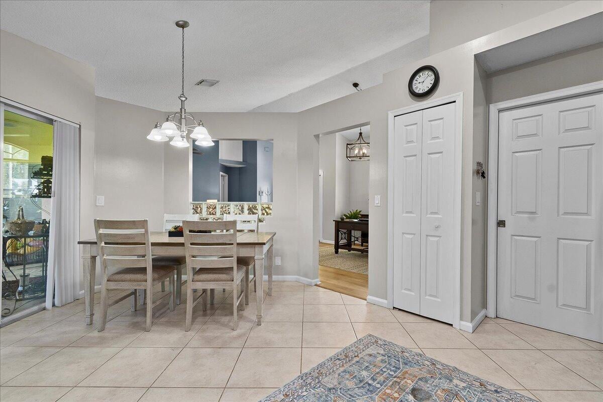  Residence photo 12