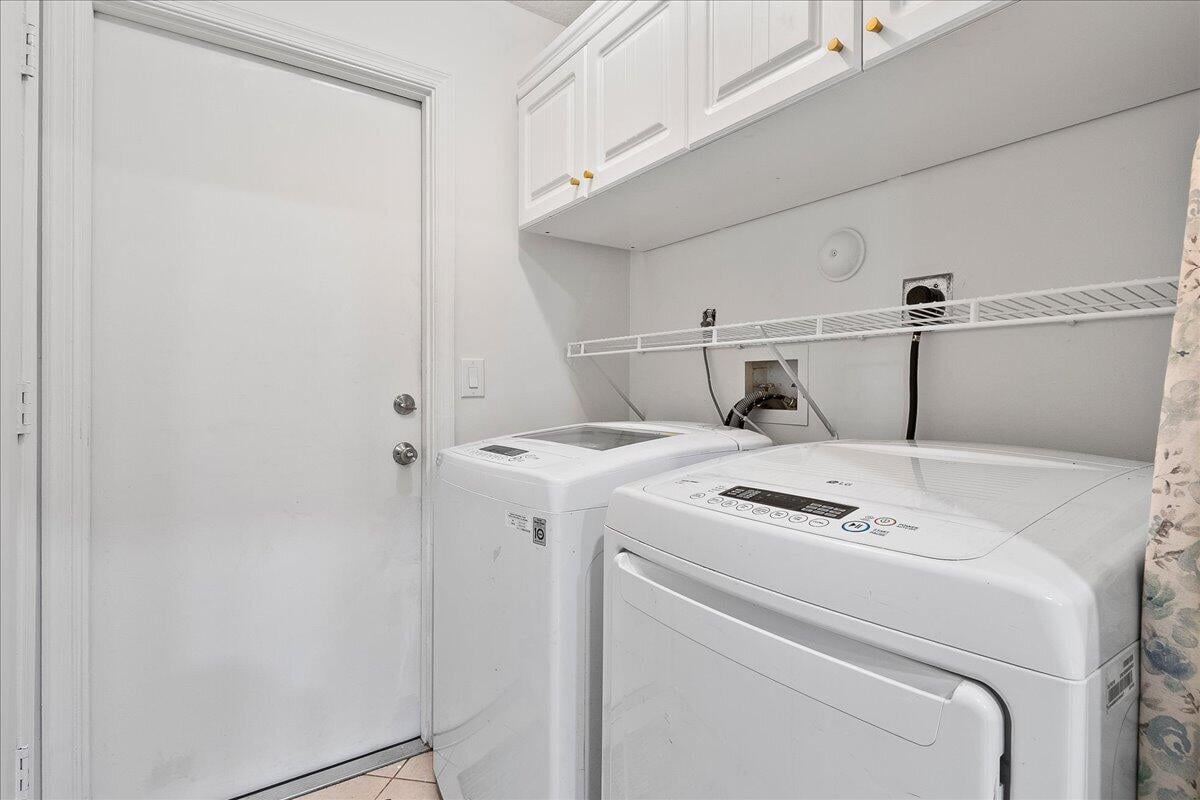  Residence photo 23