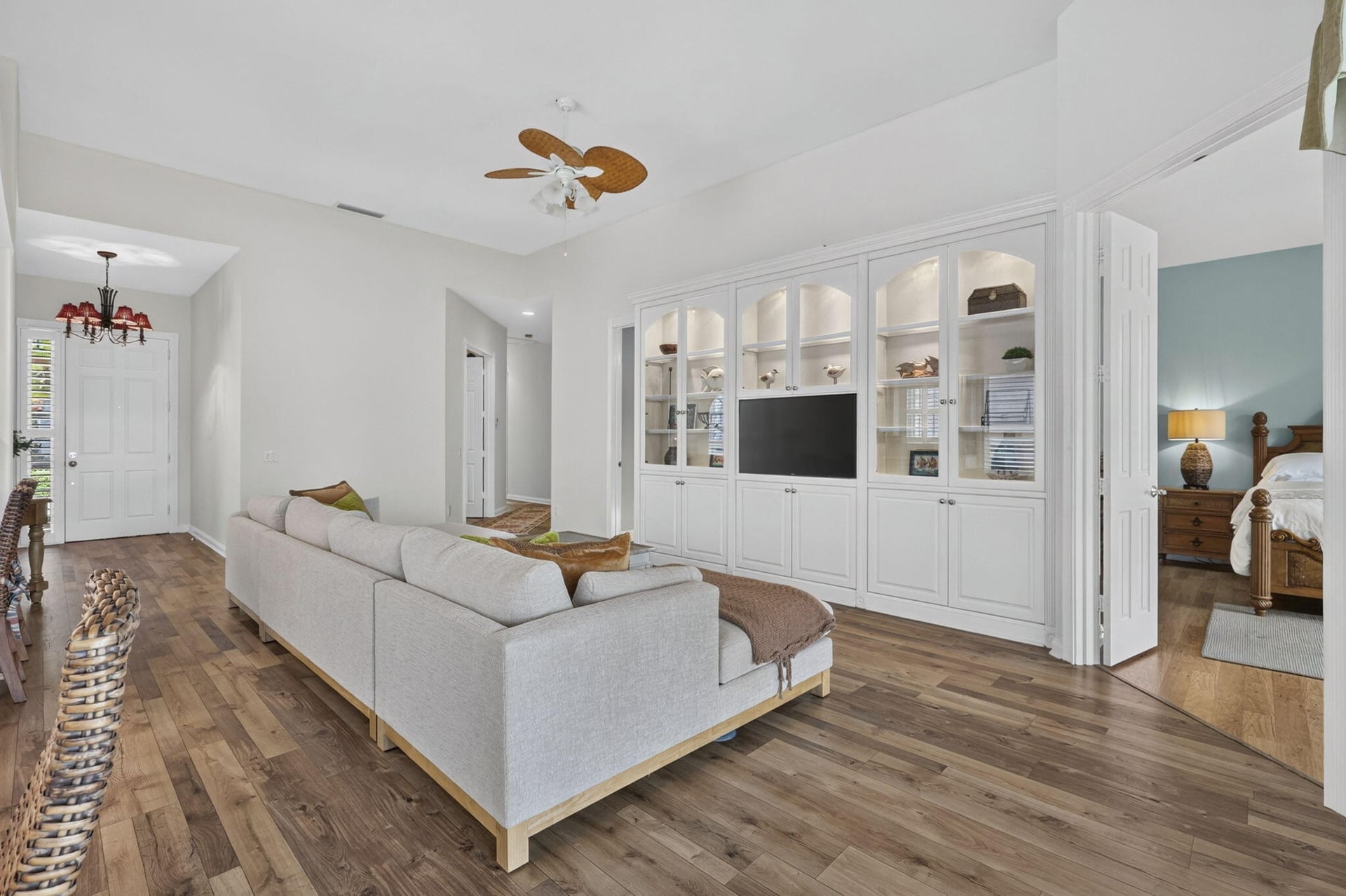 Residence photo 19
