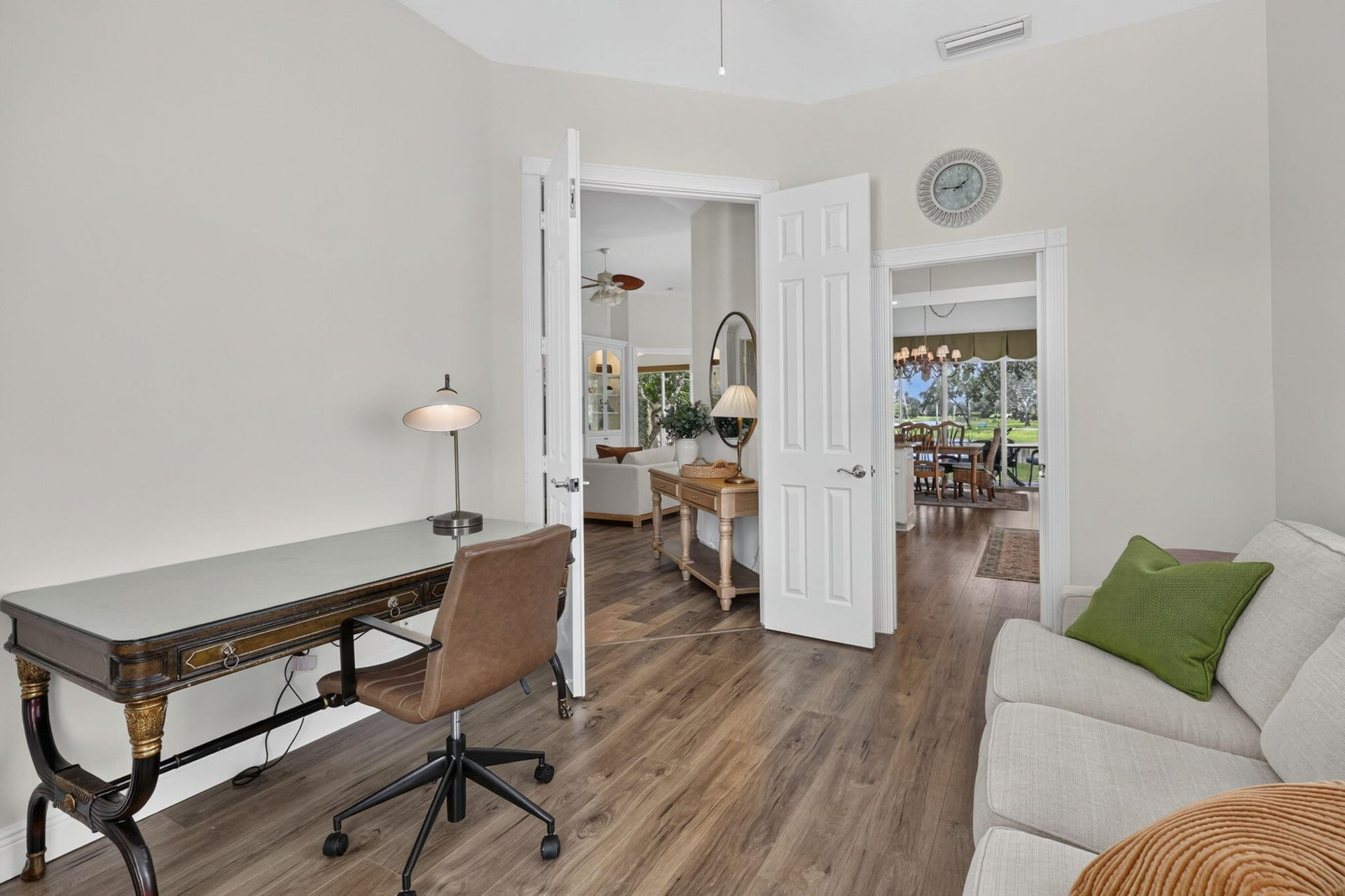 Residence photo 34
