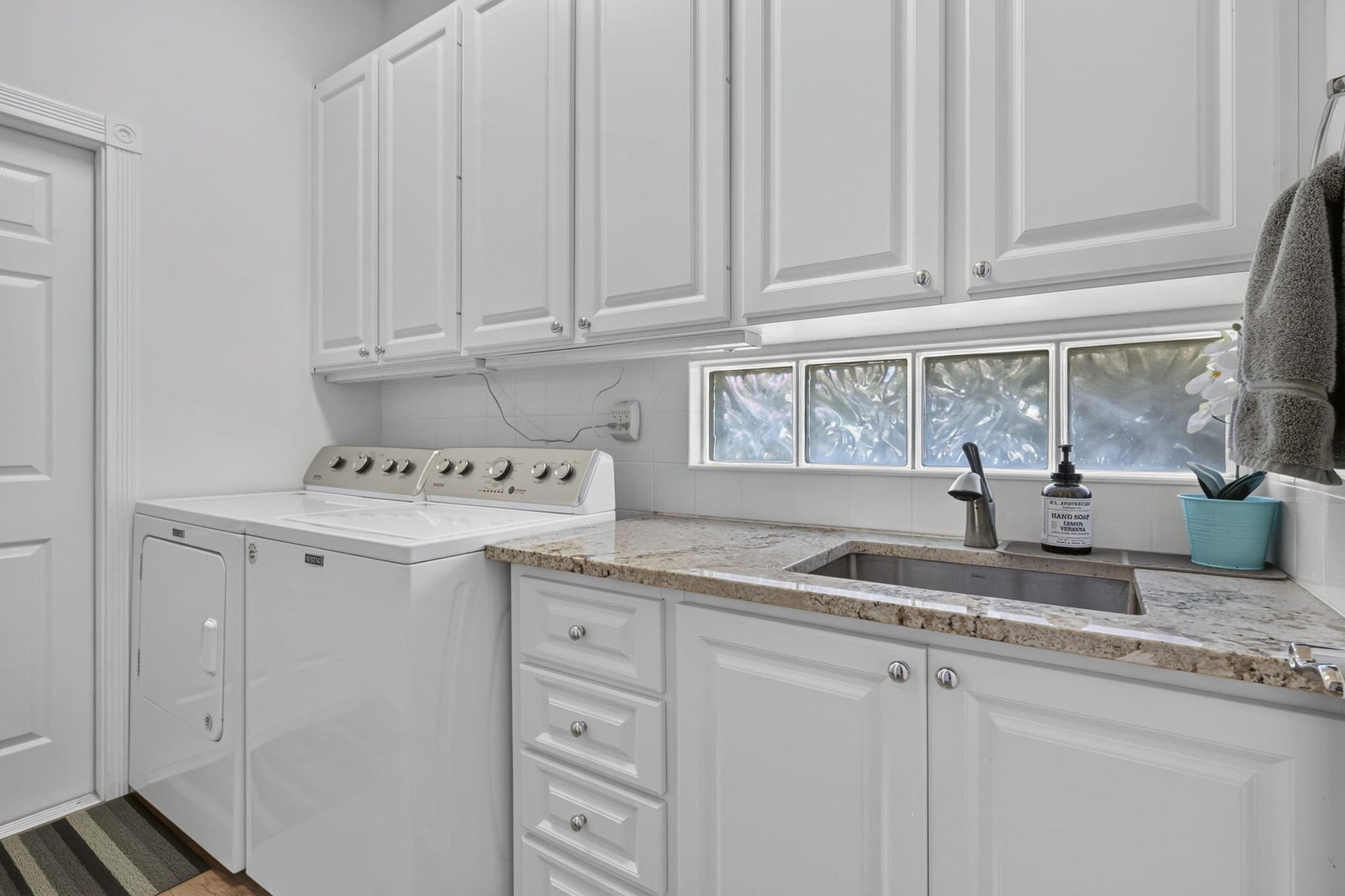 Residence photo 50