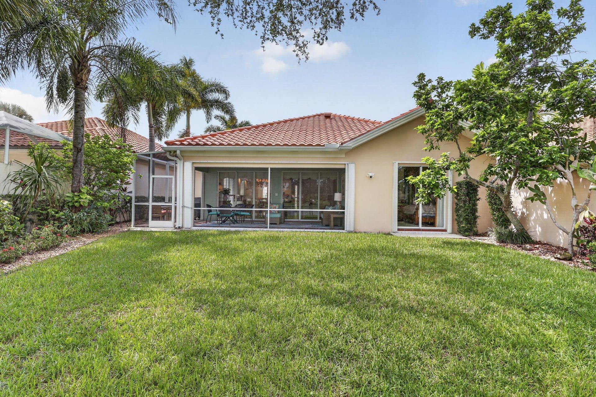 Residence photo 68