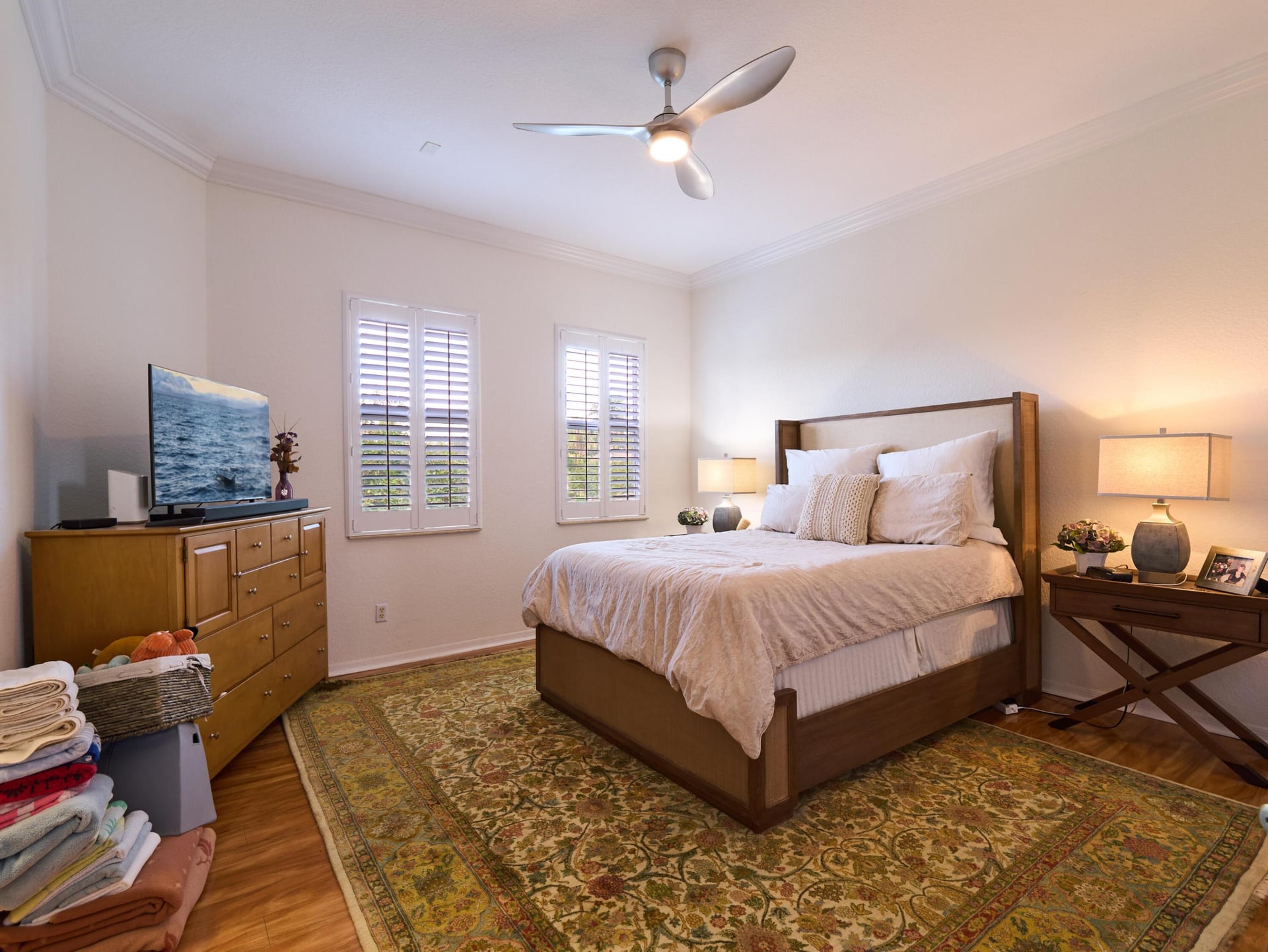 Unit 106 photo 18