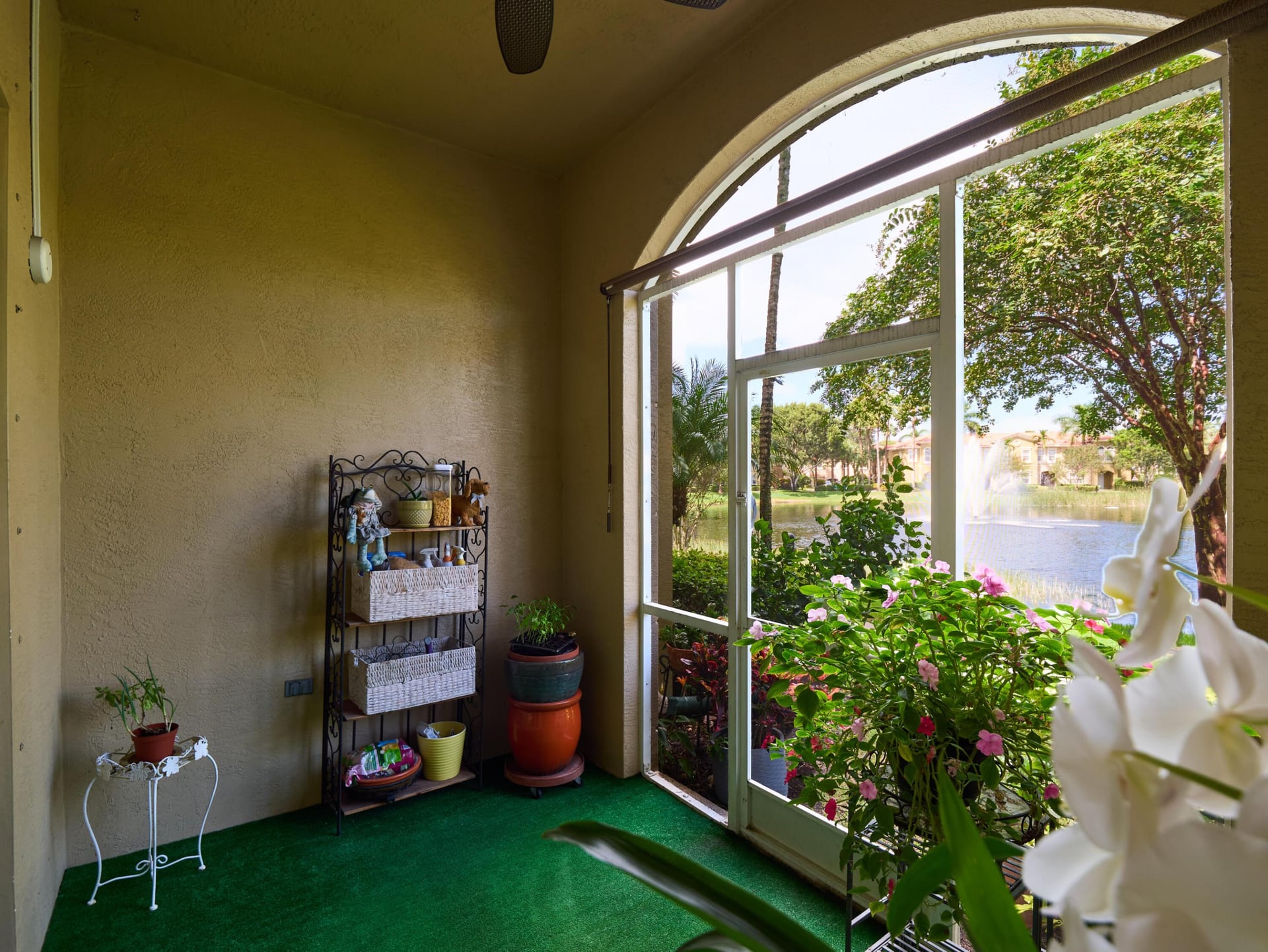 Unit 106 photo 24