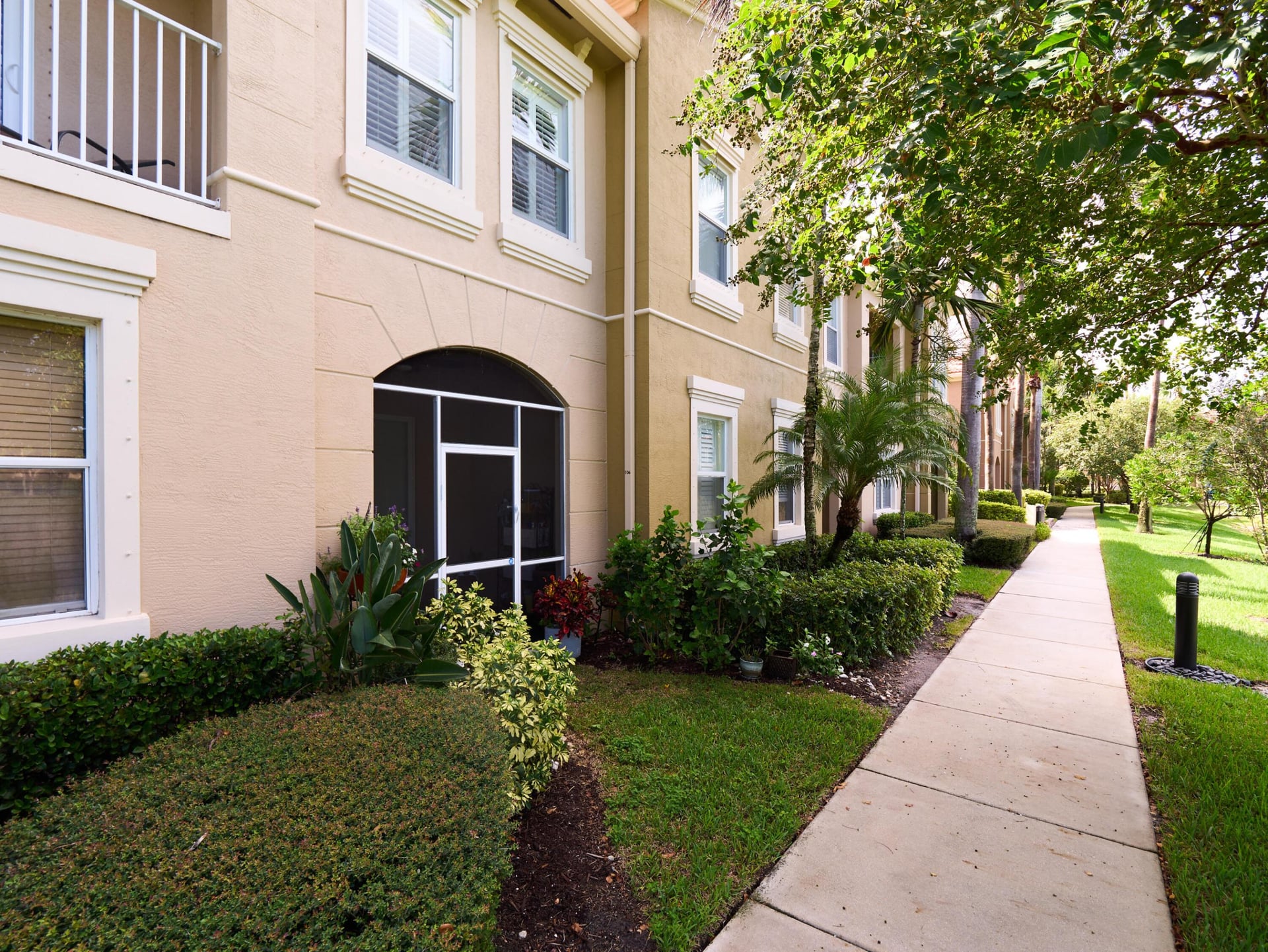Unit 106 photo 26