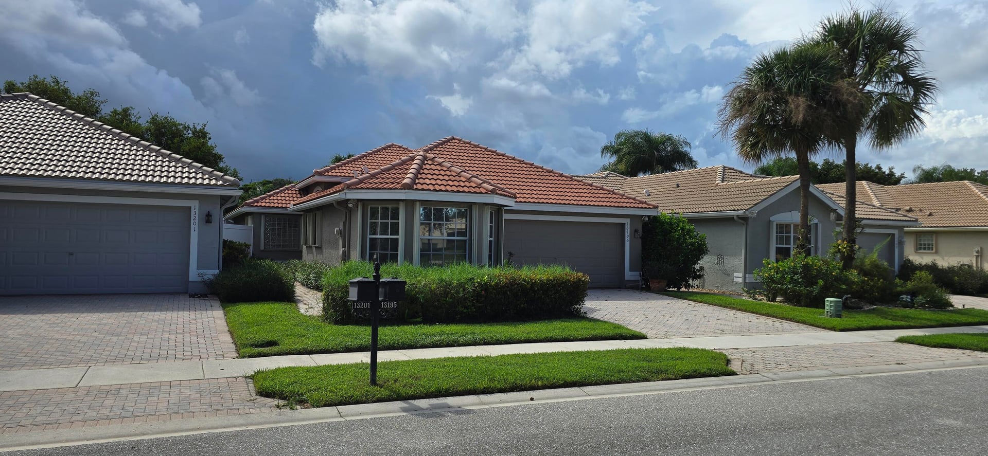 Residence photo 3