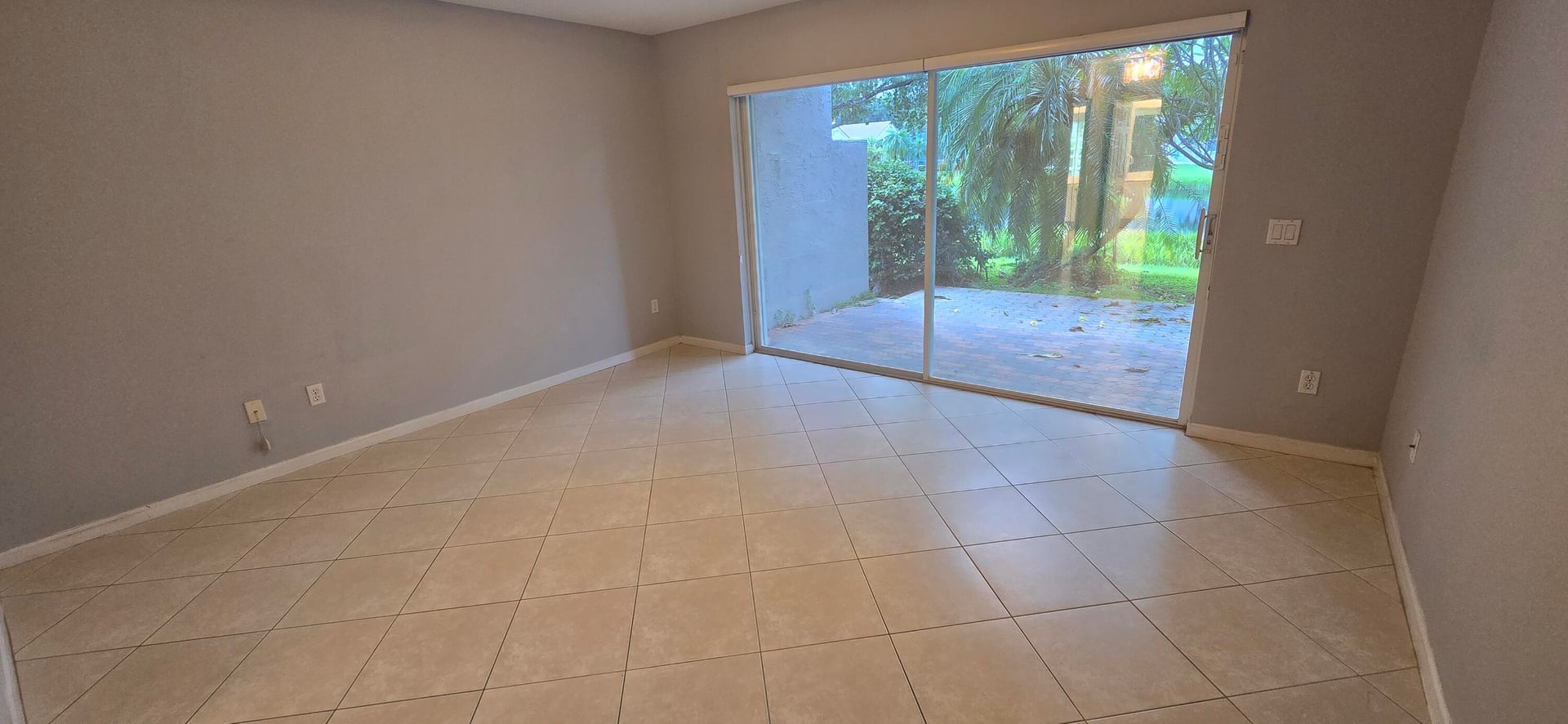Residence photo 12