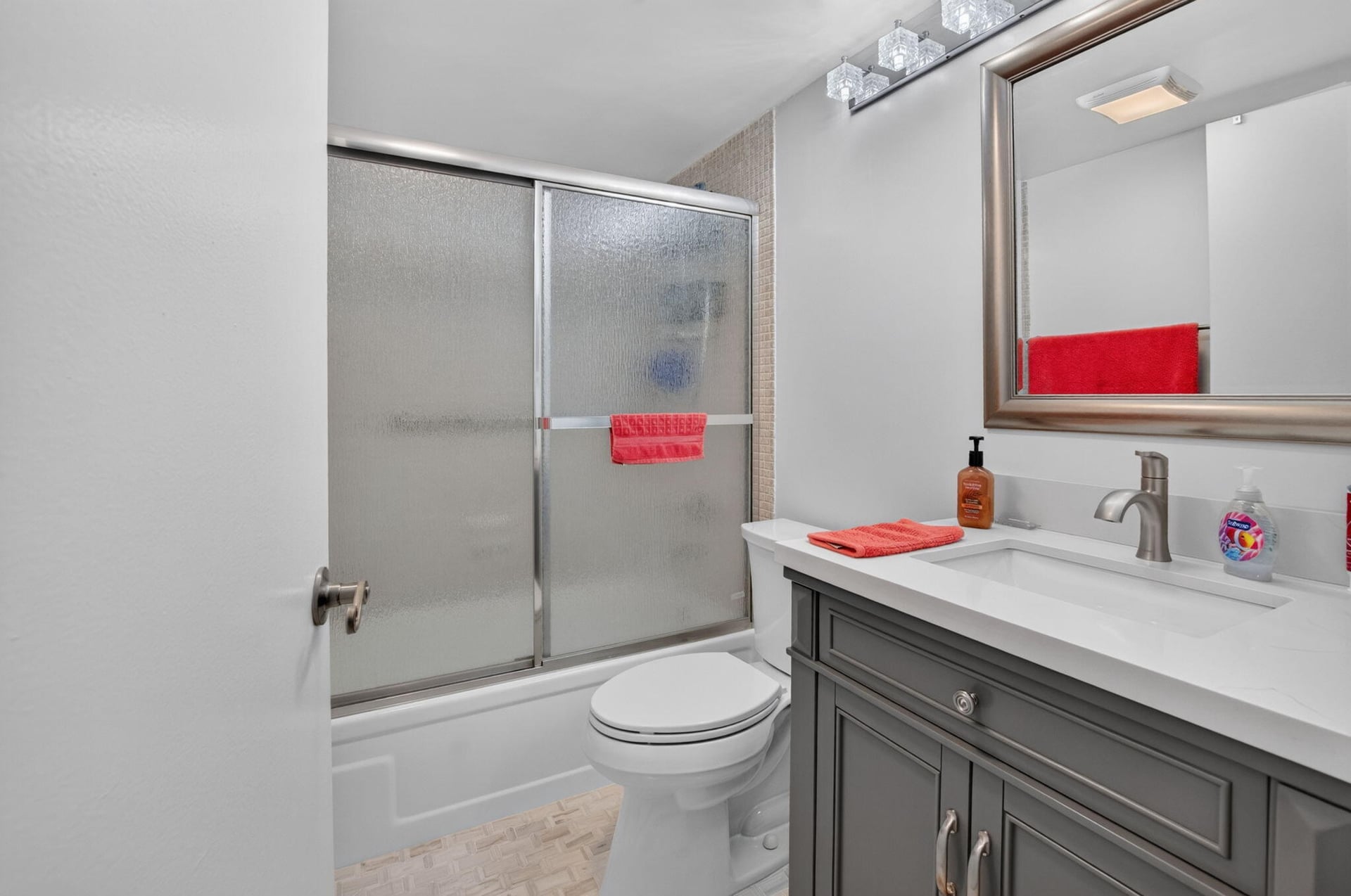  Unit 2008 photo 15