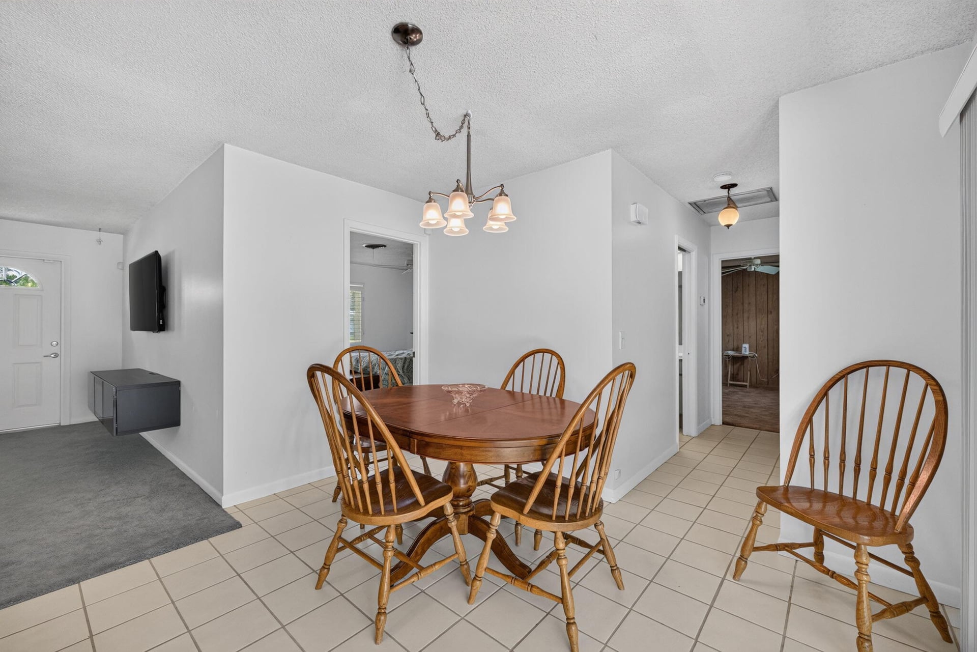 Residence photo 5