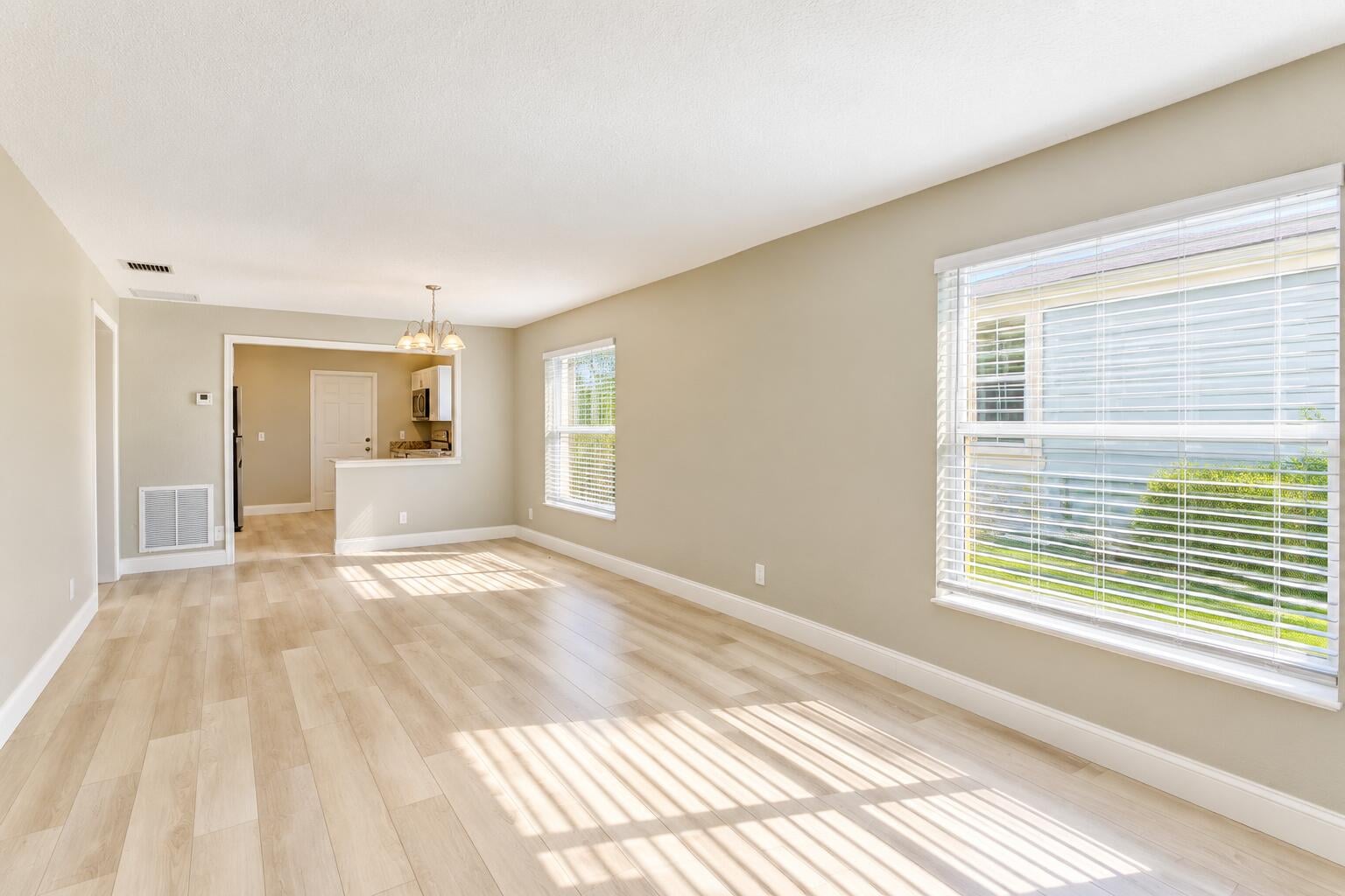 West Palm Beach Residence photo 5
