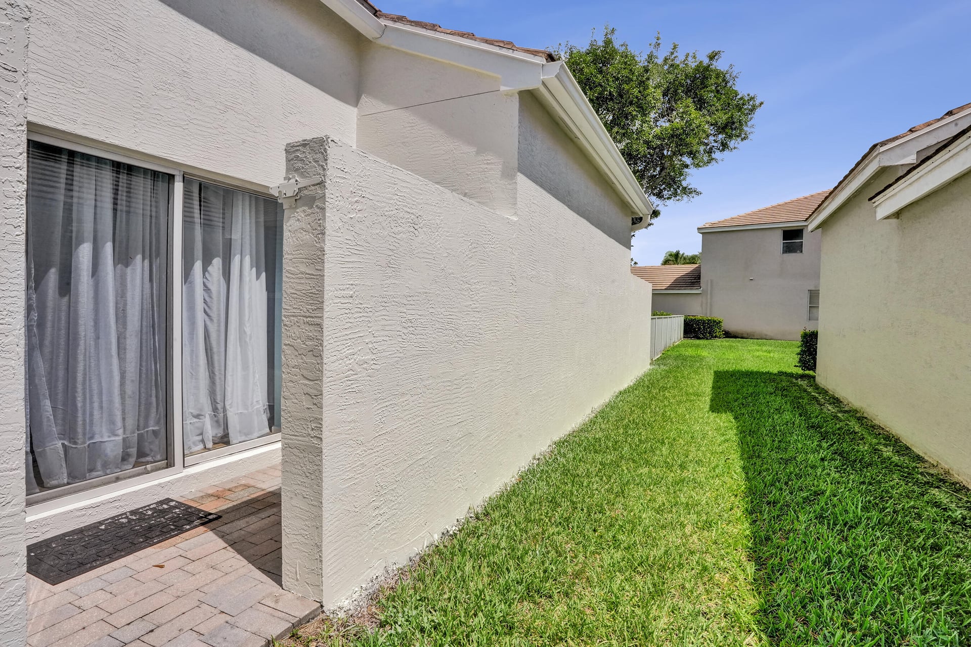 Residence photo 11