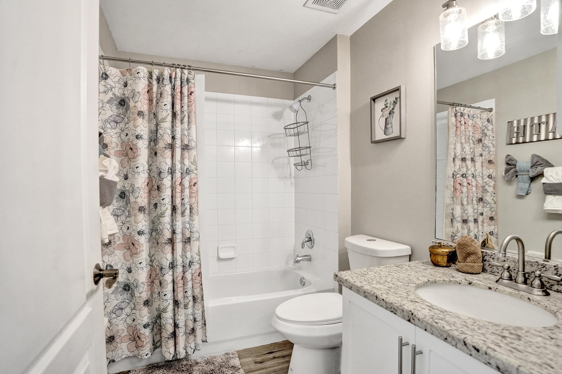  Residence photo 28