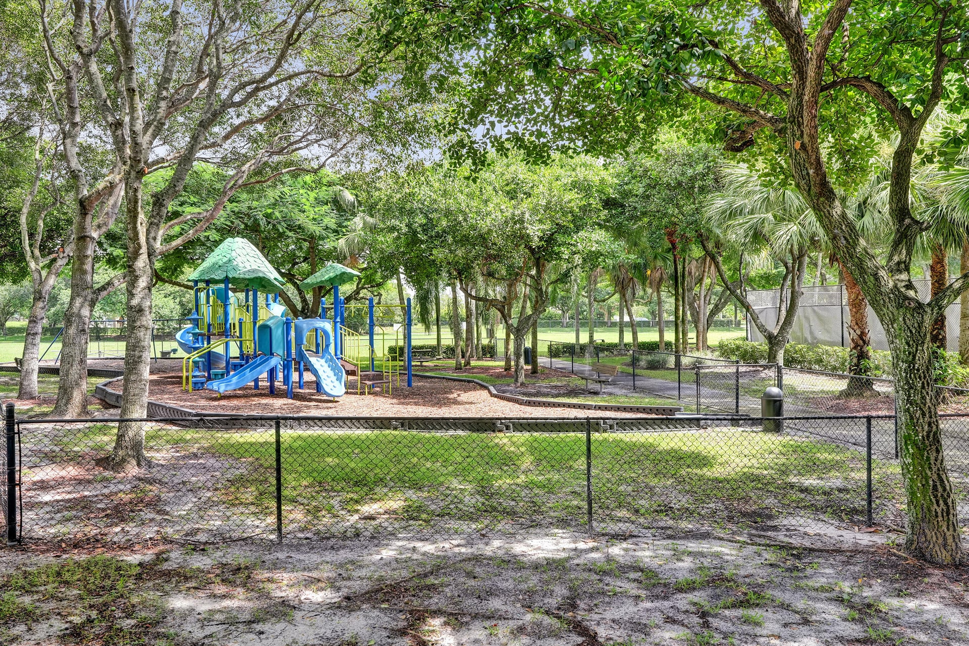  Residence photo 36