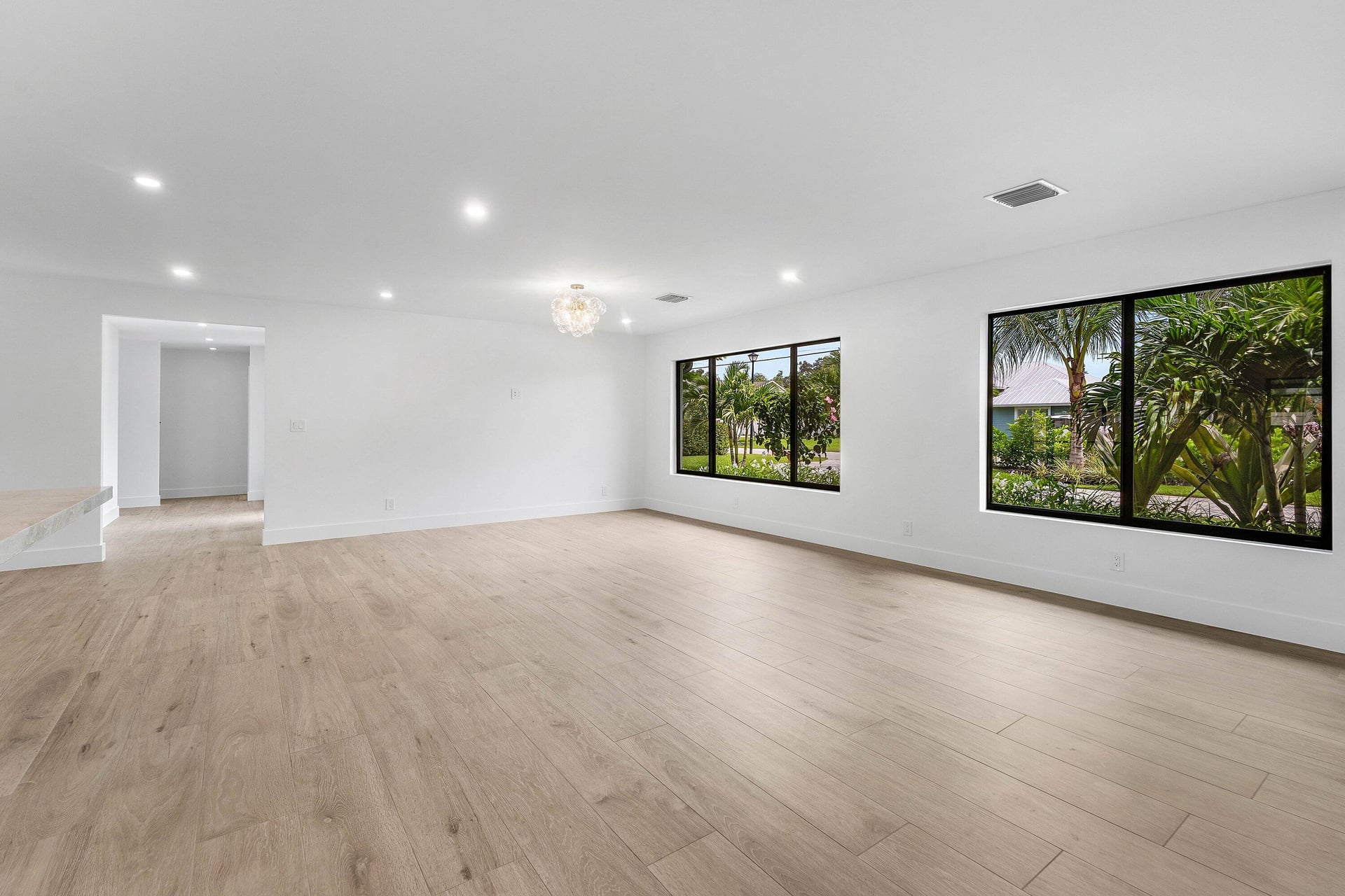  Residence photo 4