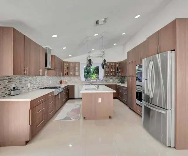Residence photo 4