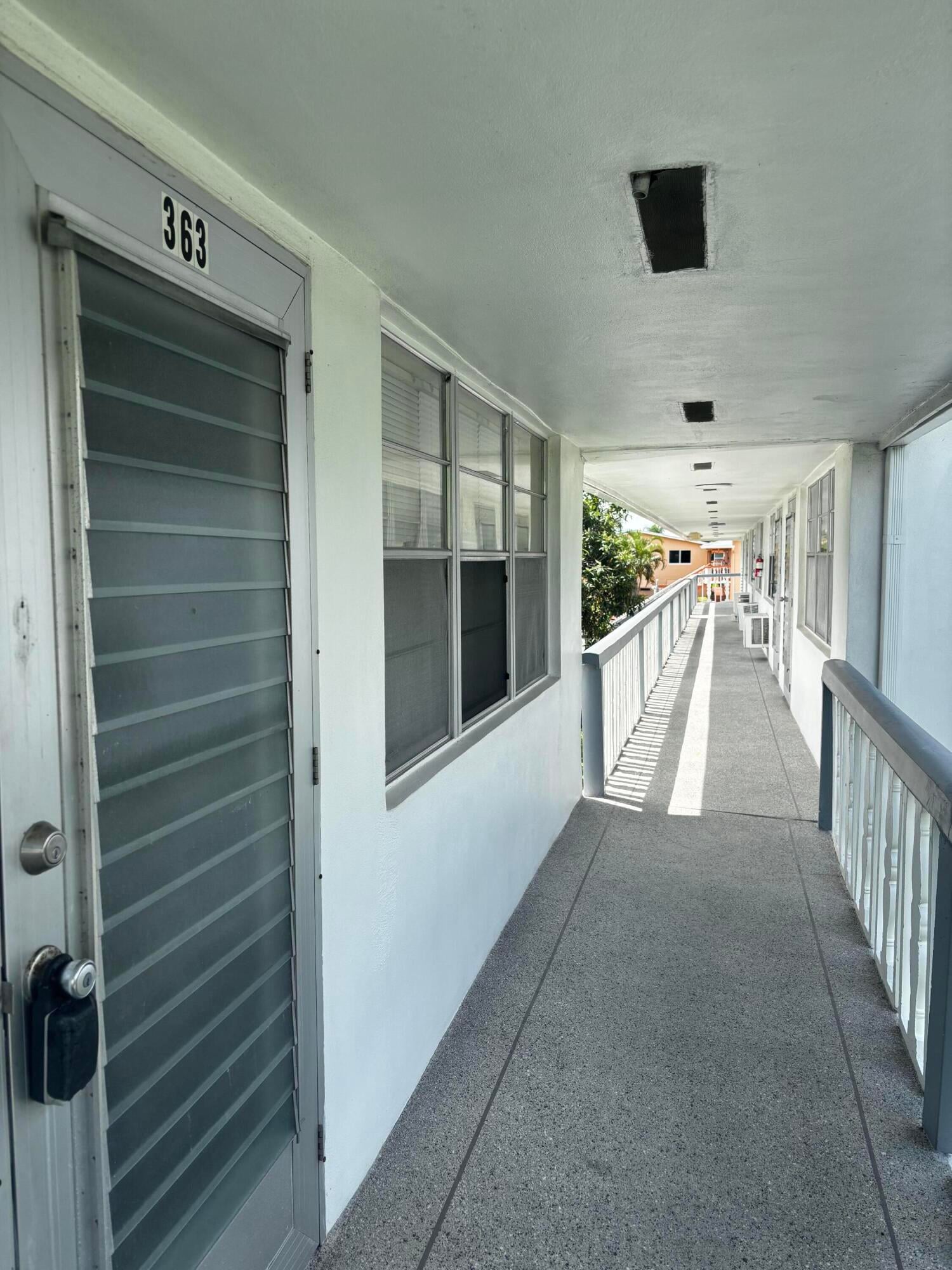 Residence photo 17