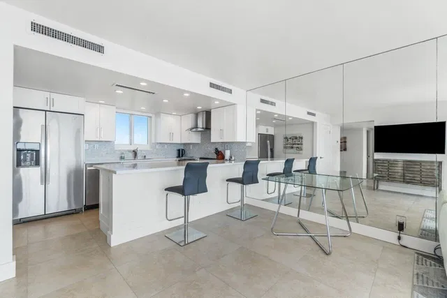 South Palm Beach Unit 7140 photo 27