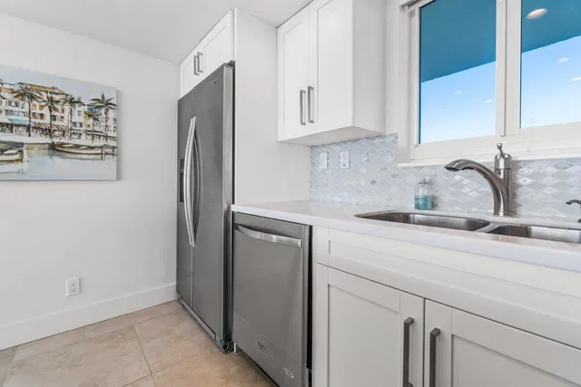South Palm Beach Unit 7140 photo 32