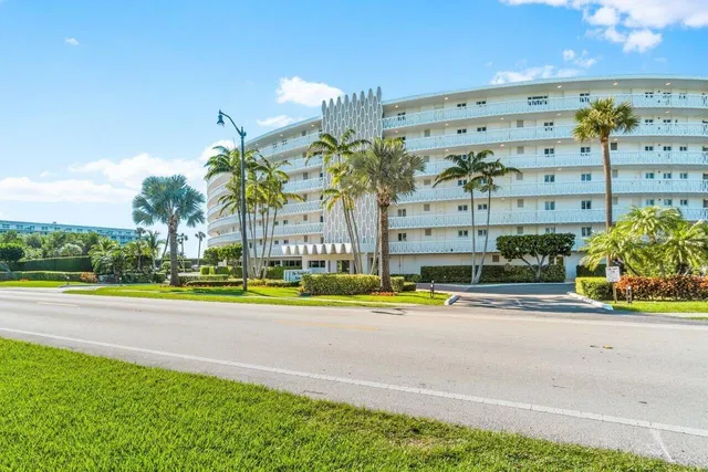 South Palm Beach Unit 7140 photo 53