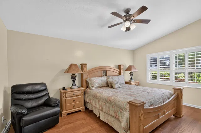  Residence photo 23