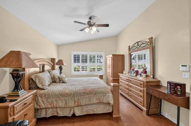  Residence photo 25