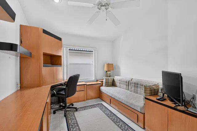  Residence photo 29