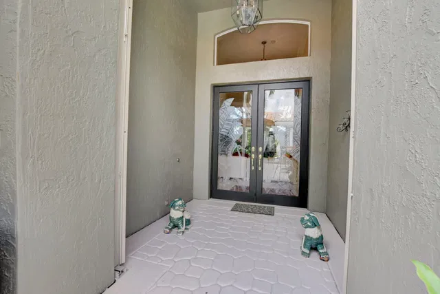  Residence photo 9