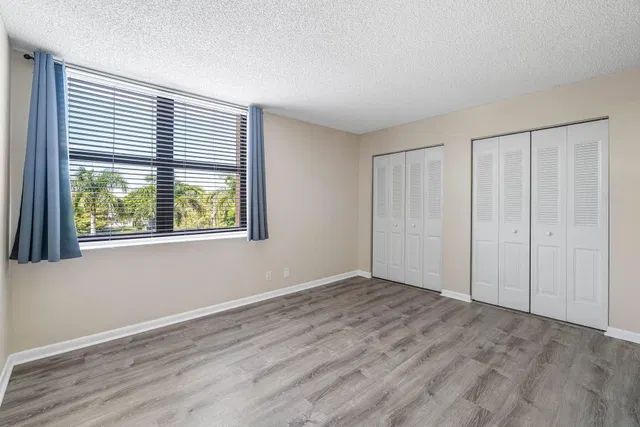 Unit 3411 photo 15