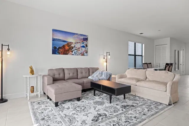 Residence photo 13