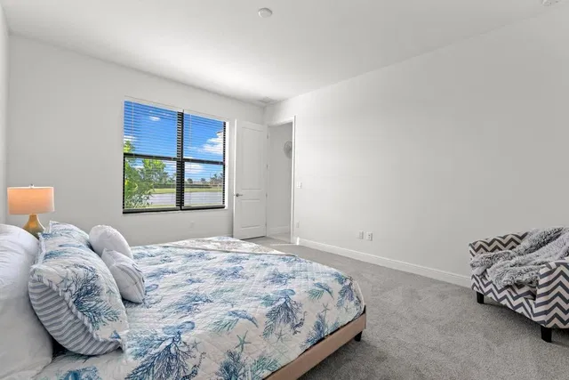 Residence photo 17