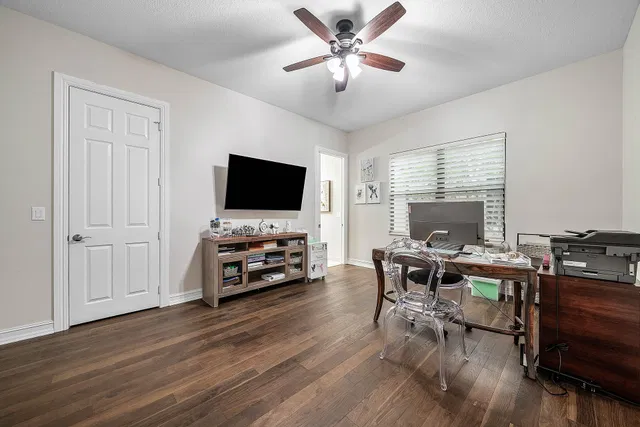 Residence photo 39