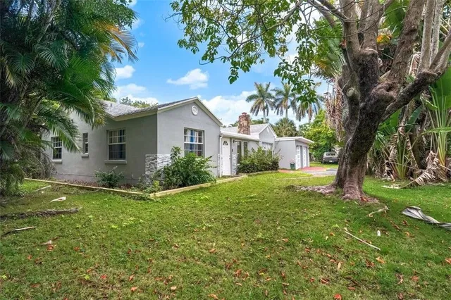 Residence photo 2