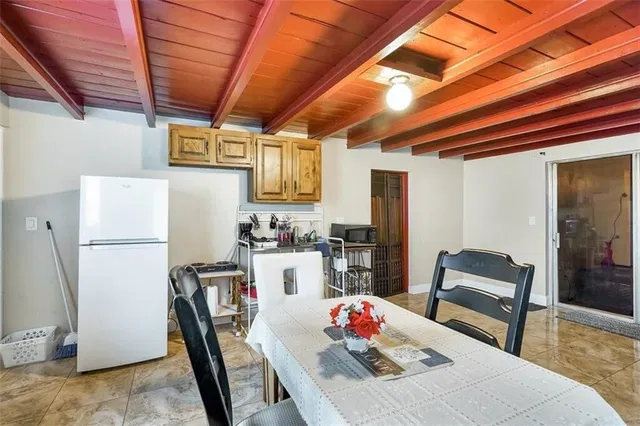 Residence photo 7