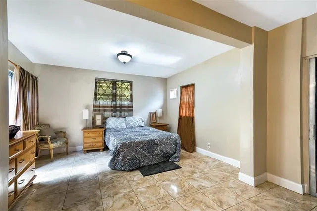 Residence photo 10