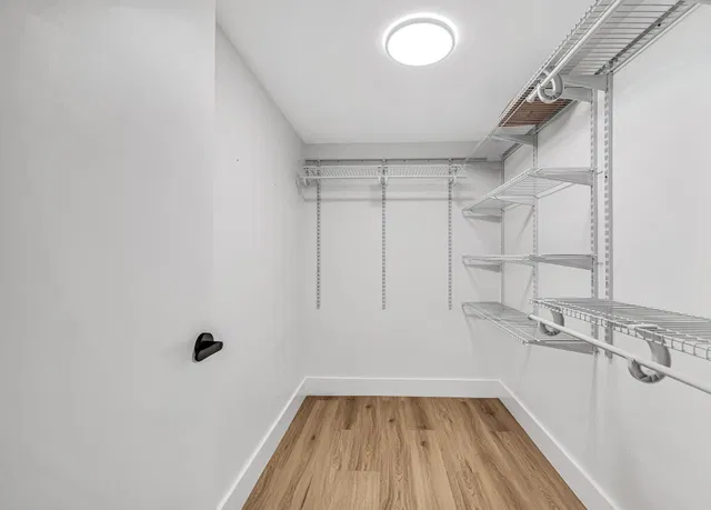 Unit 213 photo 29