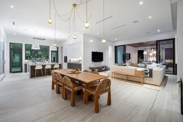 Residence photo 10