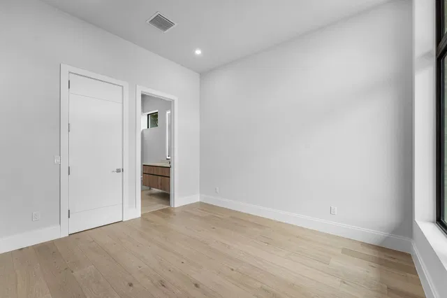 Residence photo 37