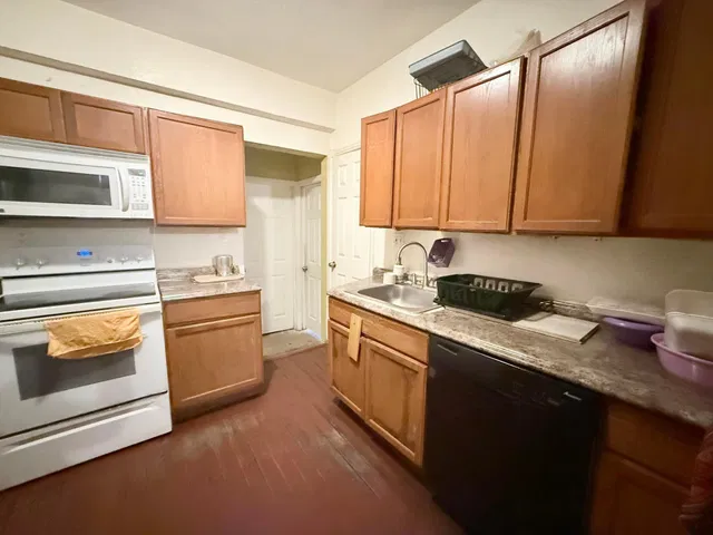 Residence photo 22