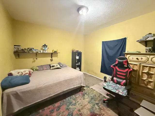 Residence photo 25