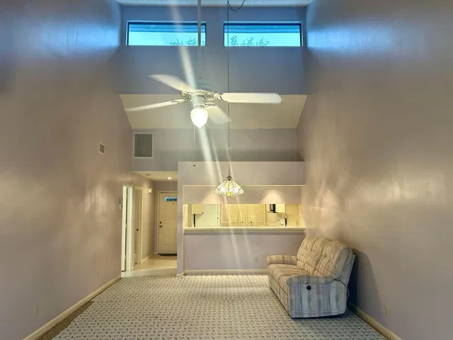 Residence photo 7
