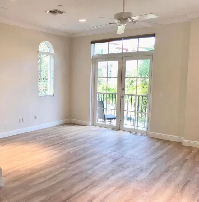 Residence photo 8